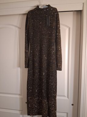 Elie Tahari Black and Gold Long-Sleeve Sparkle Maxi Dress